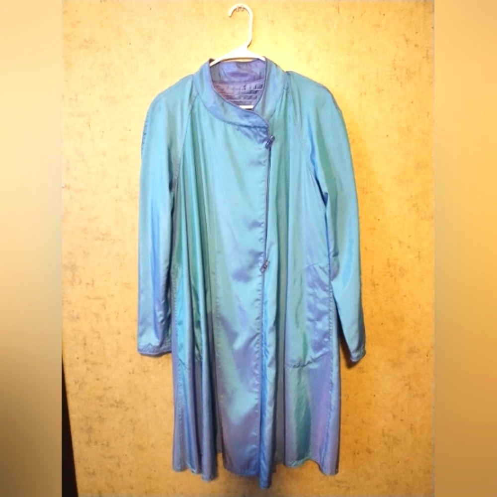 Woman's Mycra Pac One rain coat size 0P (6-8US)